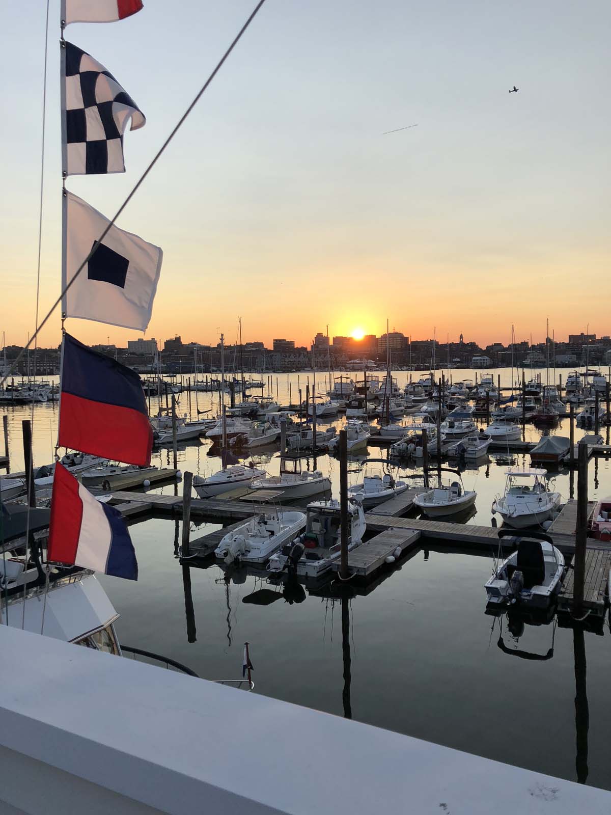 Sunset Marina Ocean City Md - u4k0r2k
